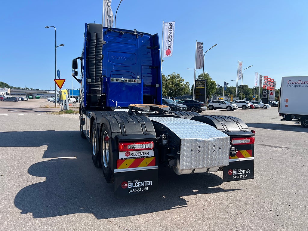 Volvo FH13 540 6x4 Dragbil Lyftbar Tandem Axel, Hydraulik, Fullutrust.