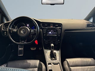 Volkswagen Golf 5-dörrars R 2.0 TSI 4Motion Base Mvärme Taklucka S&V – bild 8