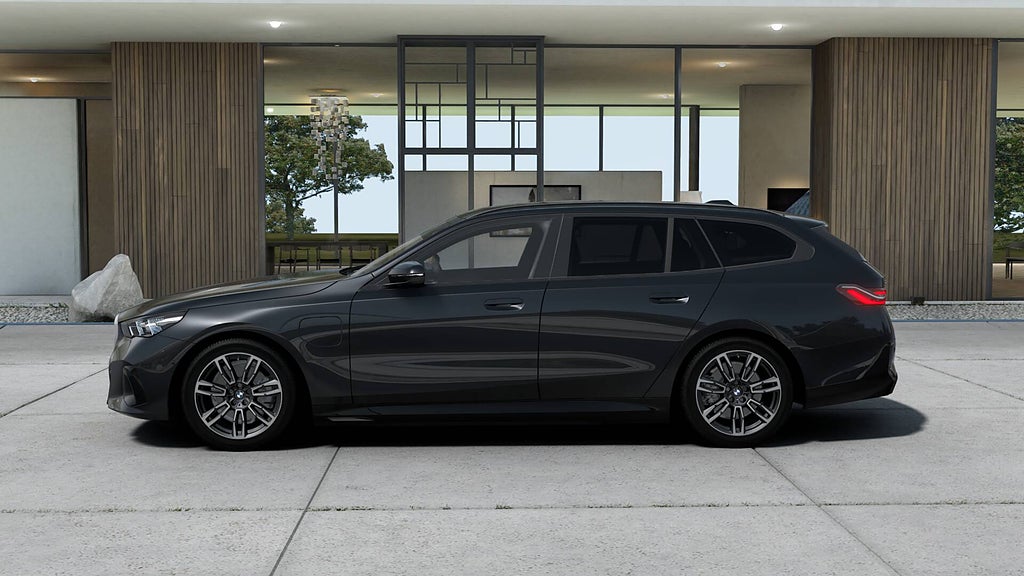BMW 530e xDrive,M-Sport,Drag,Adpt Fart - 12 månaders leasing