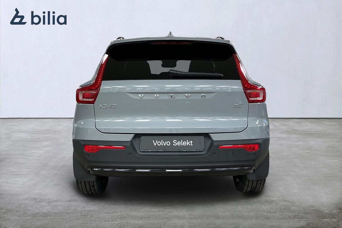 Volvo XC40 B3 FWD Bensin Plus Dark 2025, bild 7/10