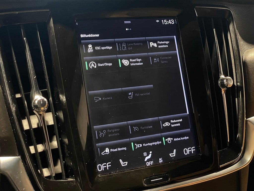 Volvo V90 Cross Country D4 AWD Momentum SKINN NAV VÄRMARE 2019