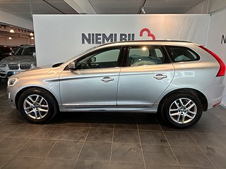 Volvo XC60 D4 AWD Aut  Momentum Dvärm/Drag/MoK/Adap.Fhå/SoV