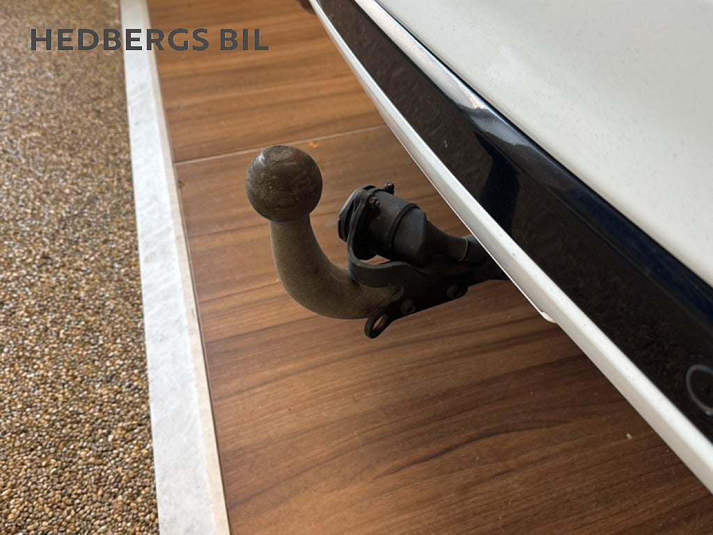 Ford Kuga ST-Line PHEV 224HK thumbnail