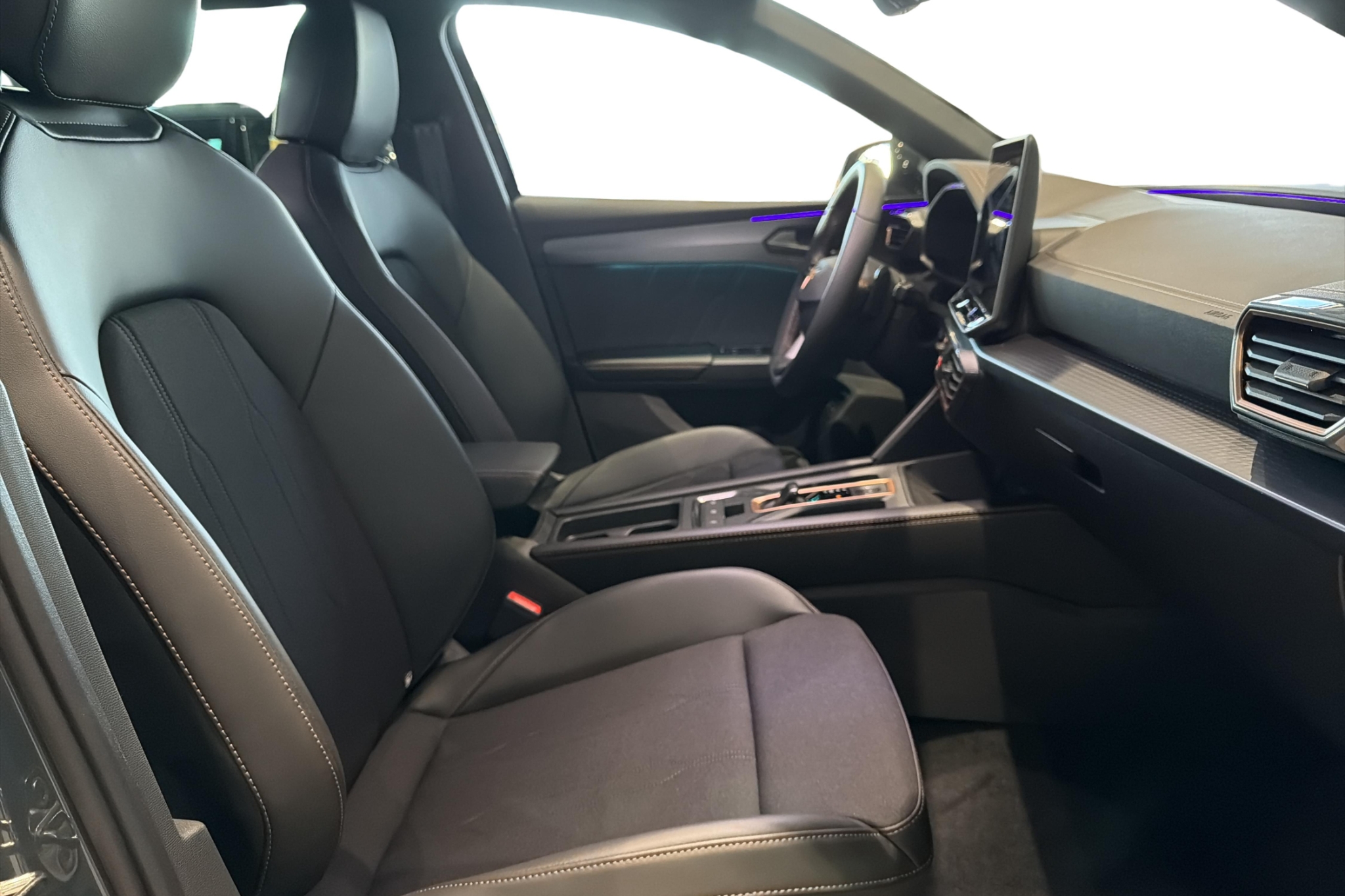 Cupra Leon SP 1.5 eTSI 150hk DSG 2026, photo 7/51