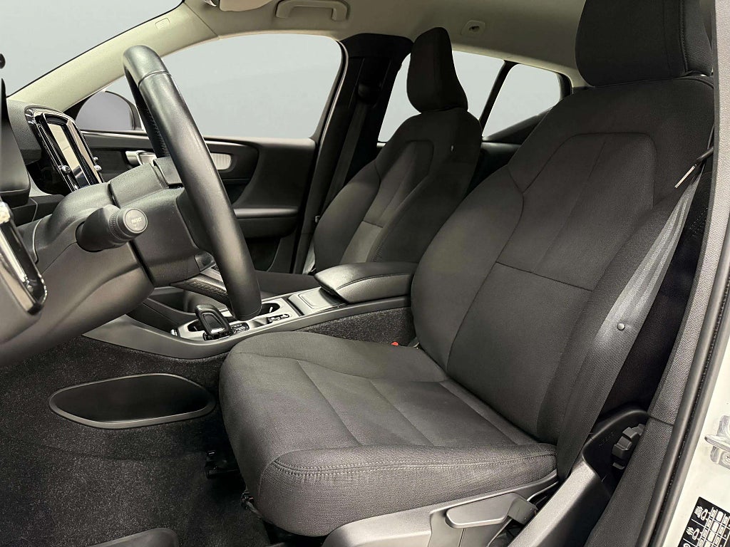 Volvo XC40 D4 AWD Geartronic Momentum Edition*24 Mån garanti - miniatyr 12