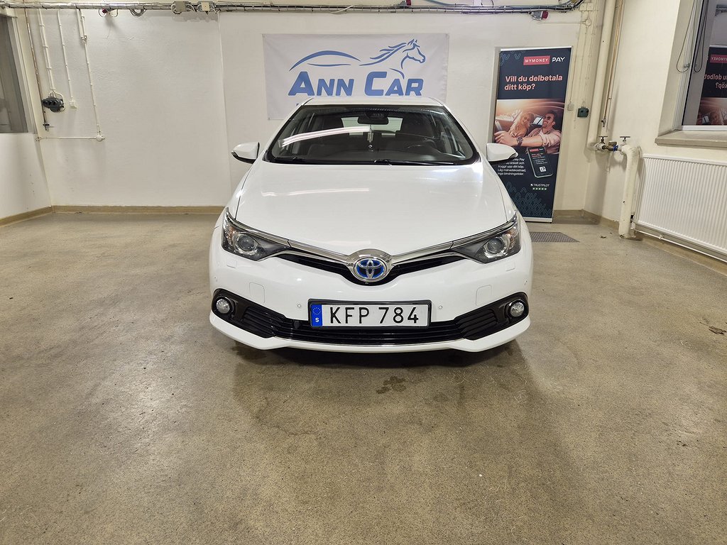 Toyota Auris Hybrid e-CVT GPS 