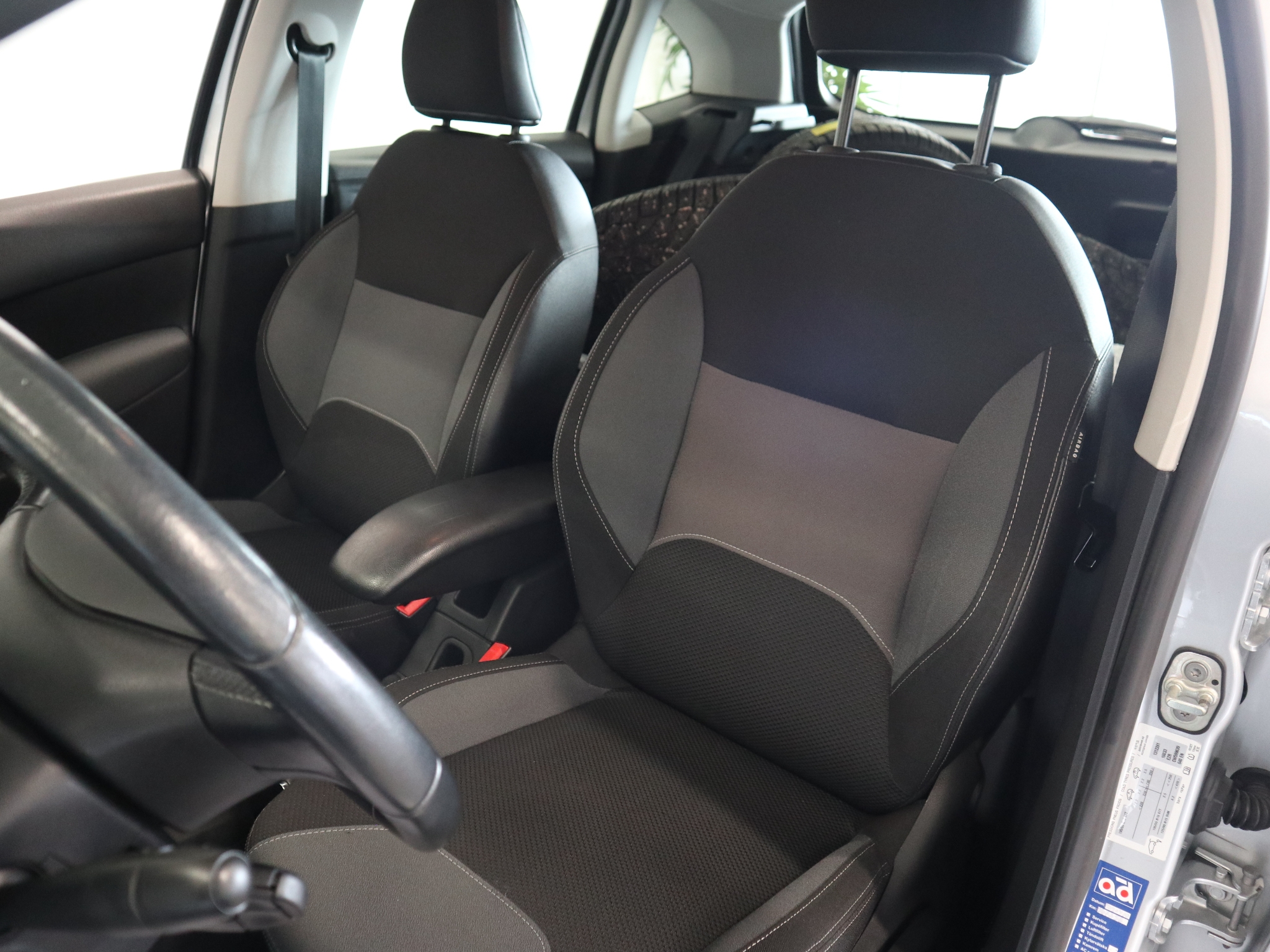 Citroen C3 2013, bild 7/37