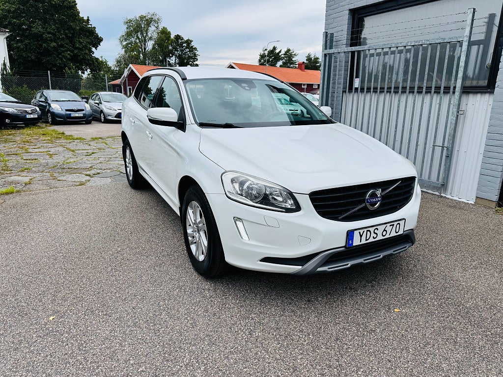 Volvo XC60 D3 150HK CLASSIC / NAVI / VÄRMARE 