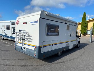 Husbil-halvintegrerad Eura Mobil 672 SB 4 av 17