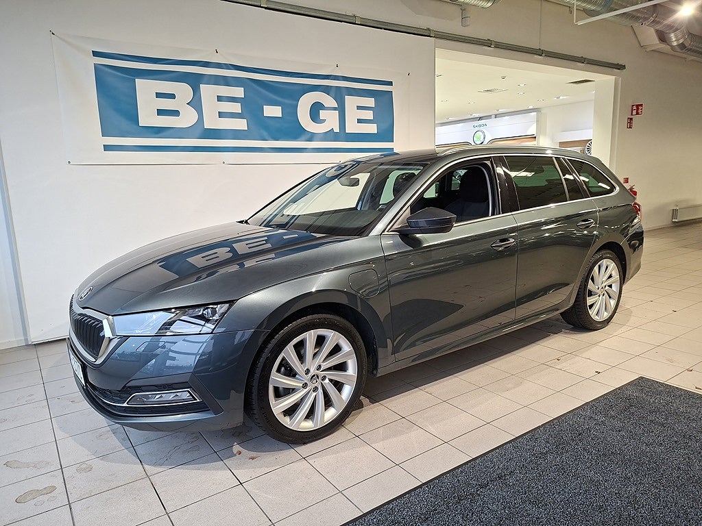 Skoda Octavia Combi iV STYLE 1,4 TSI 204HK DSG Drag P-Värmare