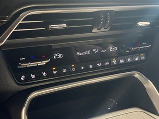 SUV Mazda CX-80 3 av 9