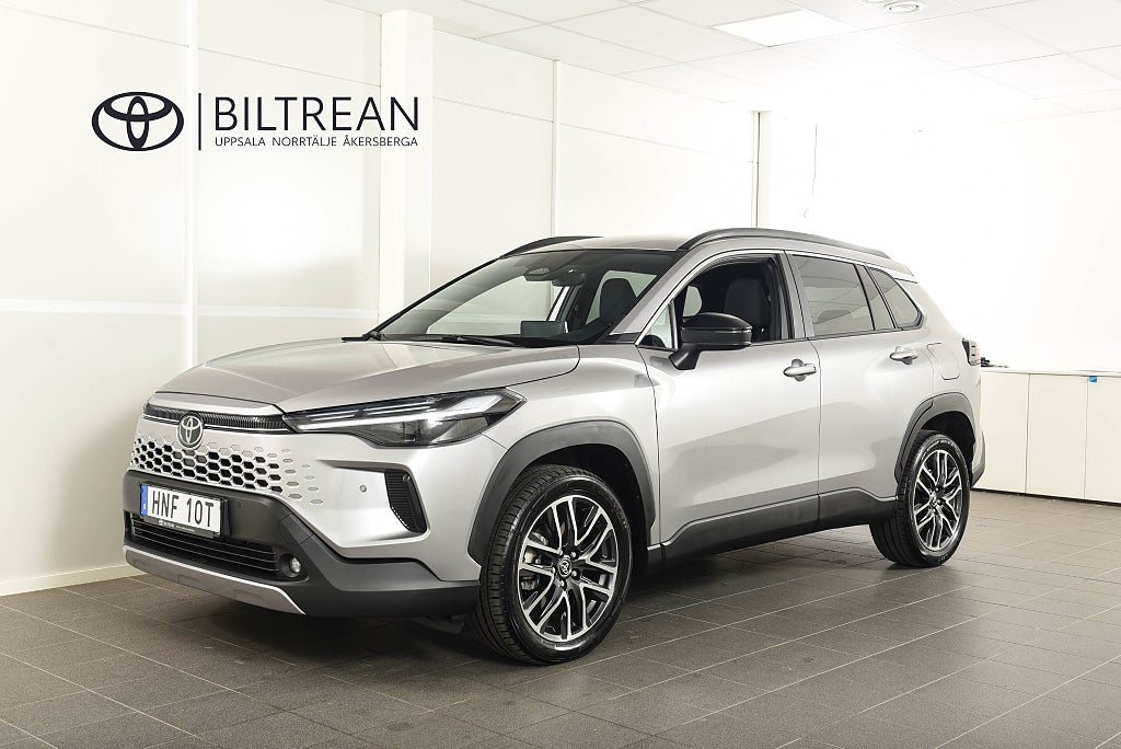 Toyota Corolla Cross 1.8 Elhybrid Style Backkamera Carplay Rattvärme MOMS