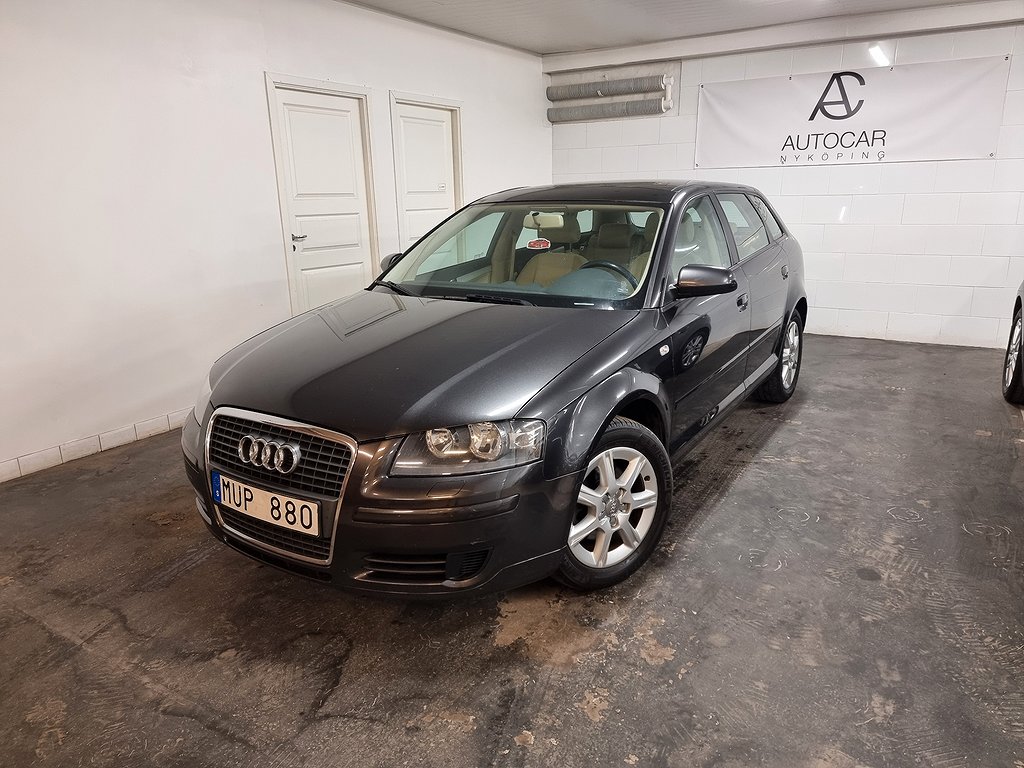 Audi A3 Sportback 1.8 TFSI 14100mil , panoramaglastak,Nyserv