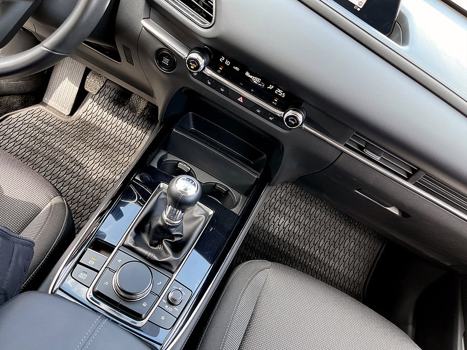 Bild på Mazda CX-30 2.0 e-SKYACTIV-G M 150hk NAVI CARPLAY