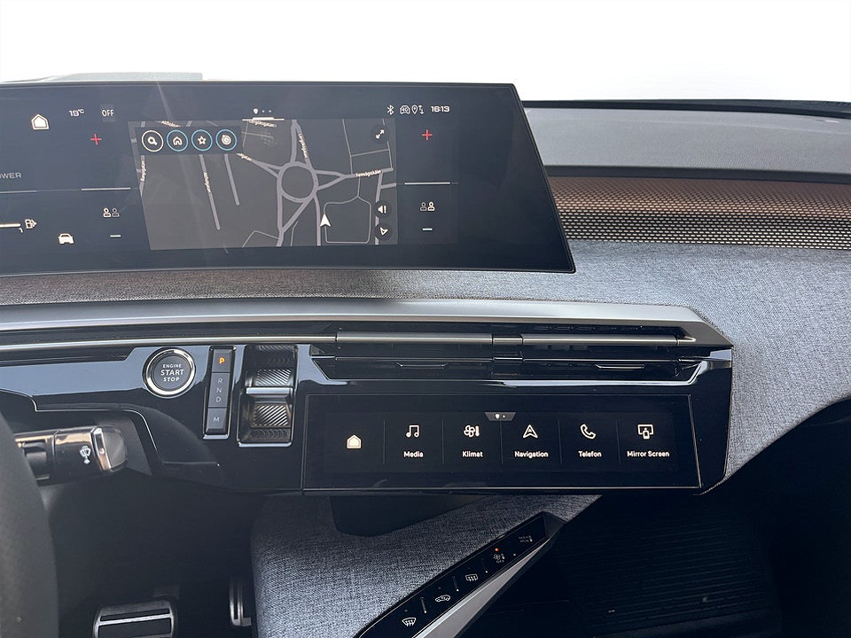 Bild på Peugeot 3008 GT Hybrid 1.2 PT 145hk Aut B-KAMERA CARPLAY