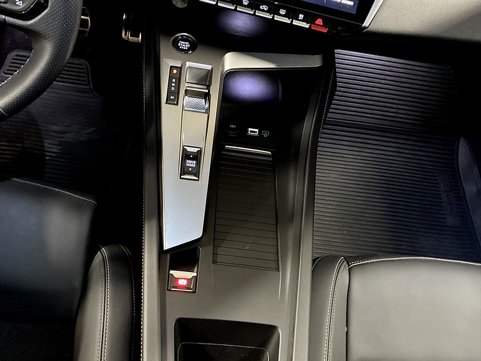 Bild på Peugeot 308 5D GT 1.2 PT 130hk Aut B-KAMERA CARPLAY