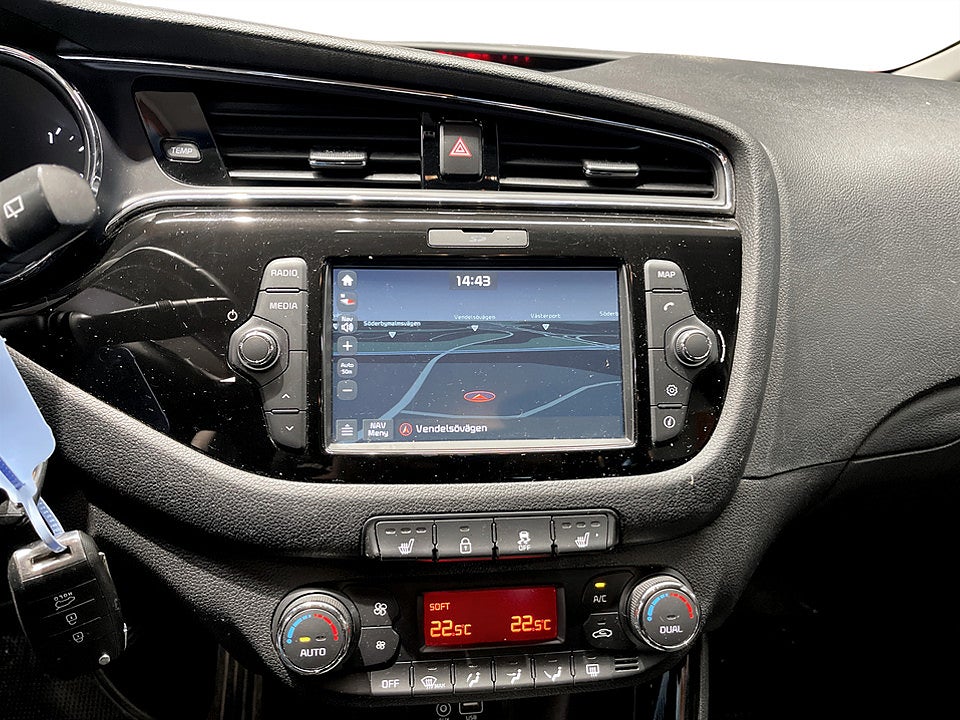 Bild på Kia Ceed Special Edition 1.6 GDI 135hk RATTVÄRME V-HJUL INGÅR!