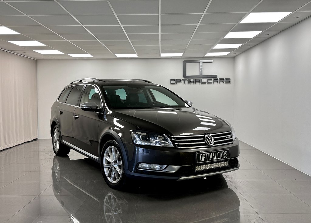 Volkswagen Passat Alltrack 2.0TDi 4WD Pano LED Drag