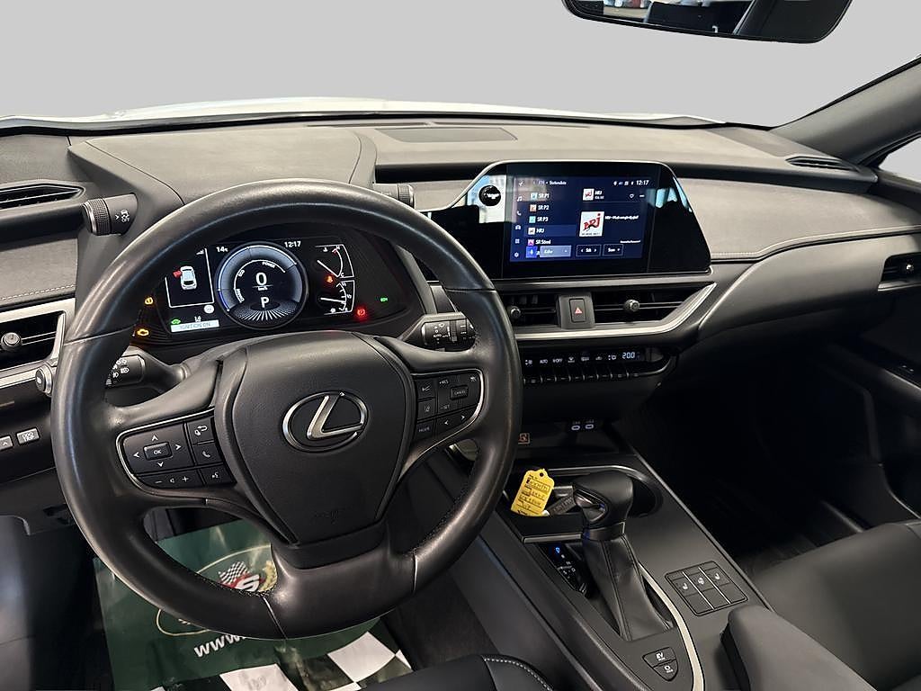 Lexus UX 2022 - miniatyr 9