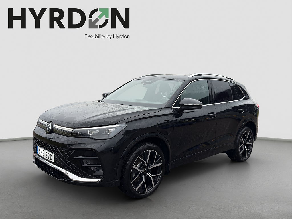Volkswagen Tiguan eHybrid 272HK R-Line Panorama Dragkrok