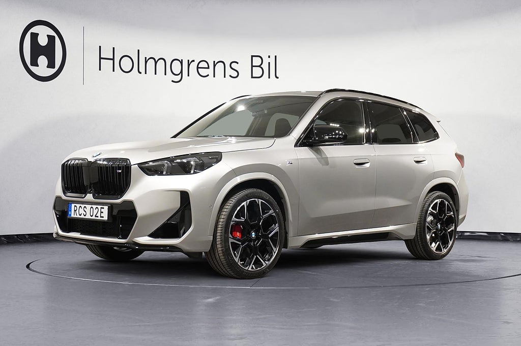BMW X1 M35i xDrive M Sportpaket Pro Drag DA Pro HUD Panorama H K