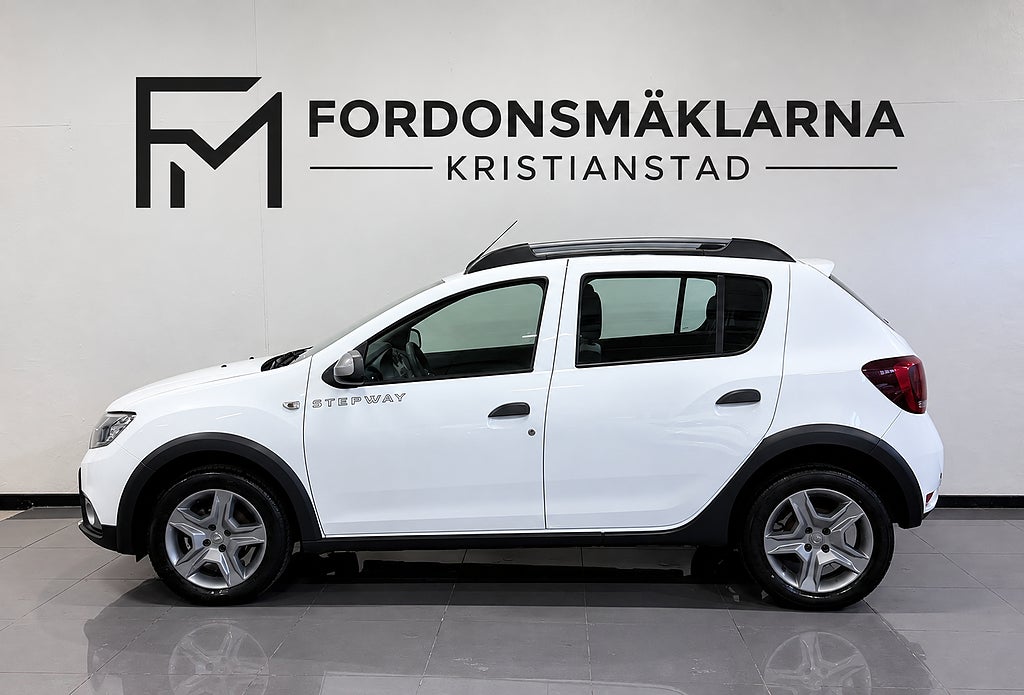 Dacia Sandero Stepway 0.9 TCe Manuell, Navigation, Vinterhjul, 1 Brukare