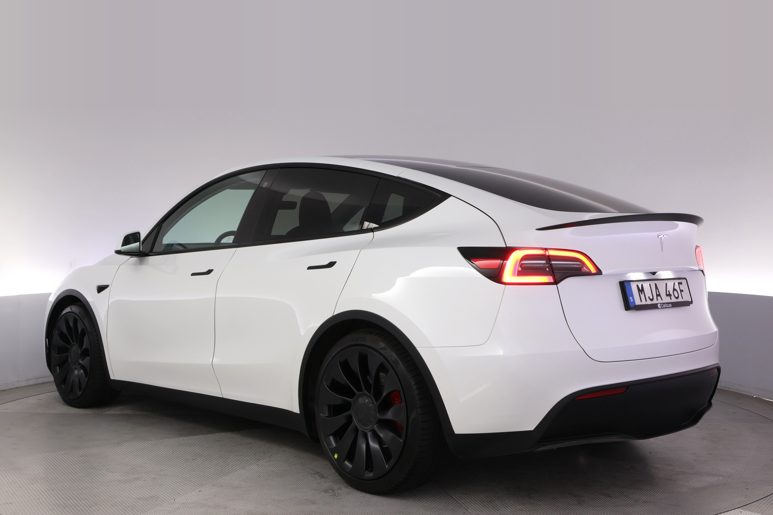 Tesla Model Y Performance Autopilot 2024, bild 4/10