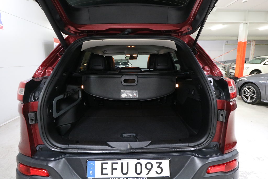 Jeep Cherokee 2015 - miniatyr 4