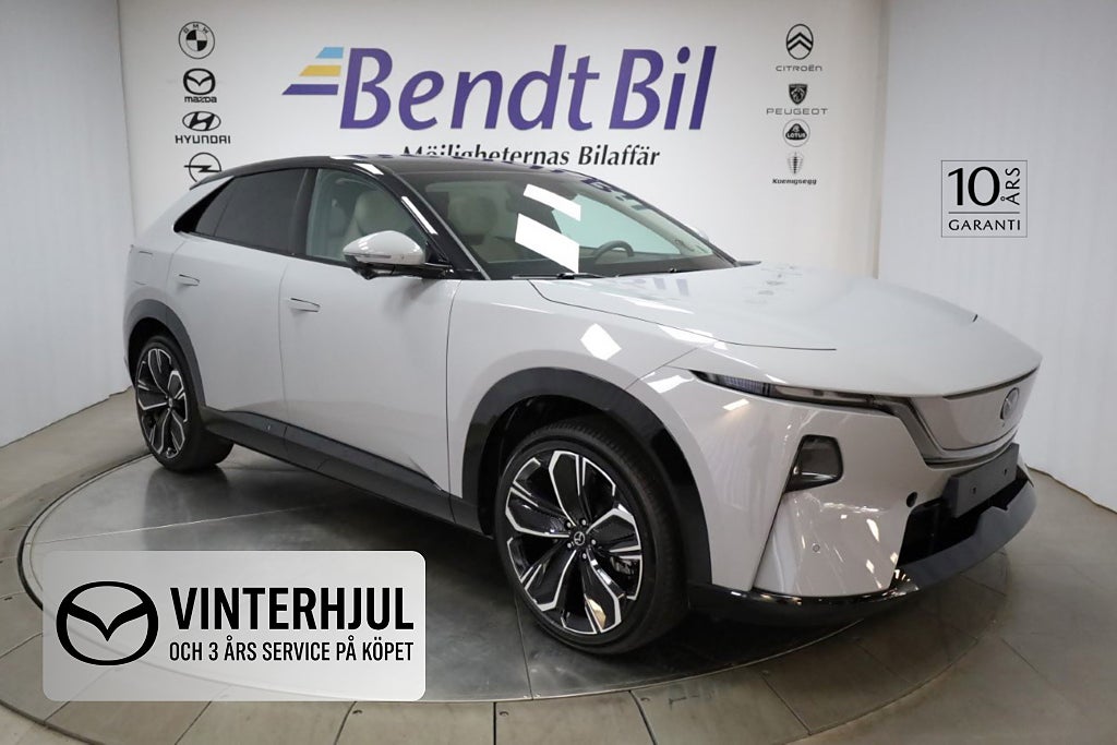 Mazda CX-6e 78 kWh | Takumi | Vinterhjul & Service | 3.99% RÄNTA