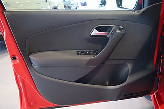 Halvkombi Volkswagen Polo 24 av 24