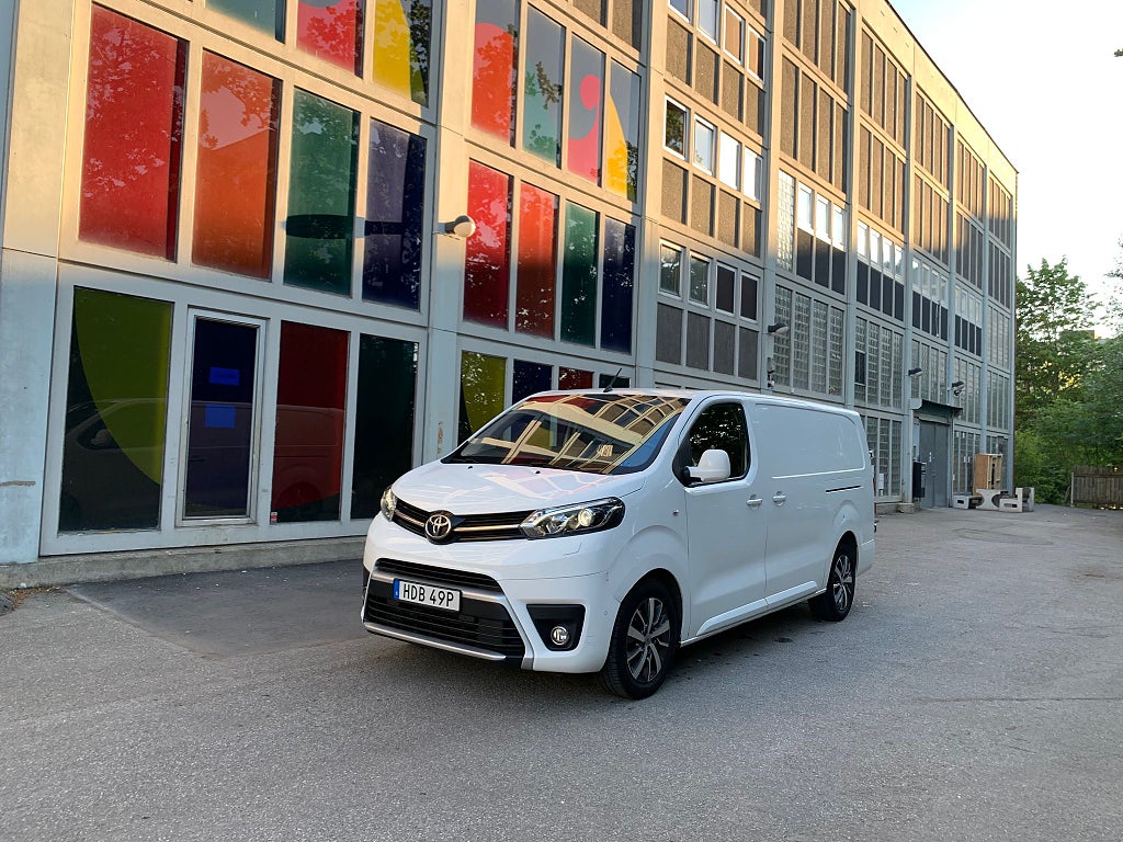 Toyota ProAce 2.0 D-4D LONG L3 ADBLUE 180HK LEASING BAR 1 Ägare