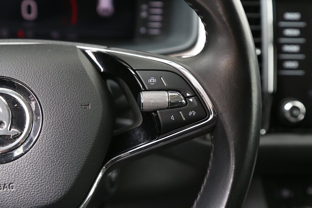 Skoda Kodiaq 2,0 TSI 190hk 4x4 Style DSG Cockpit Värmare Dragkrok 2022