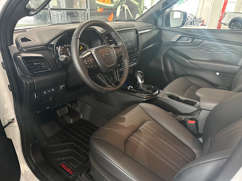 Isuzu D-Max XRX Crew Cab 2.2 4WD Nya motorn & vxl låda - bild 11