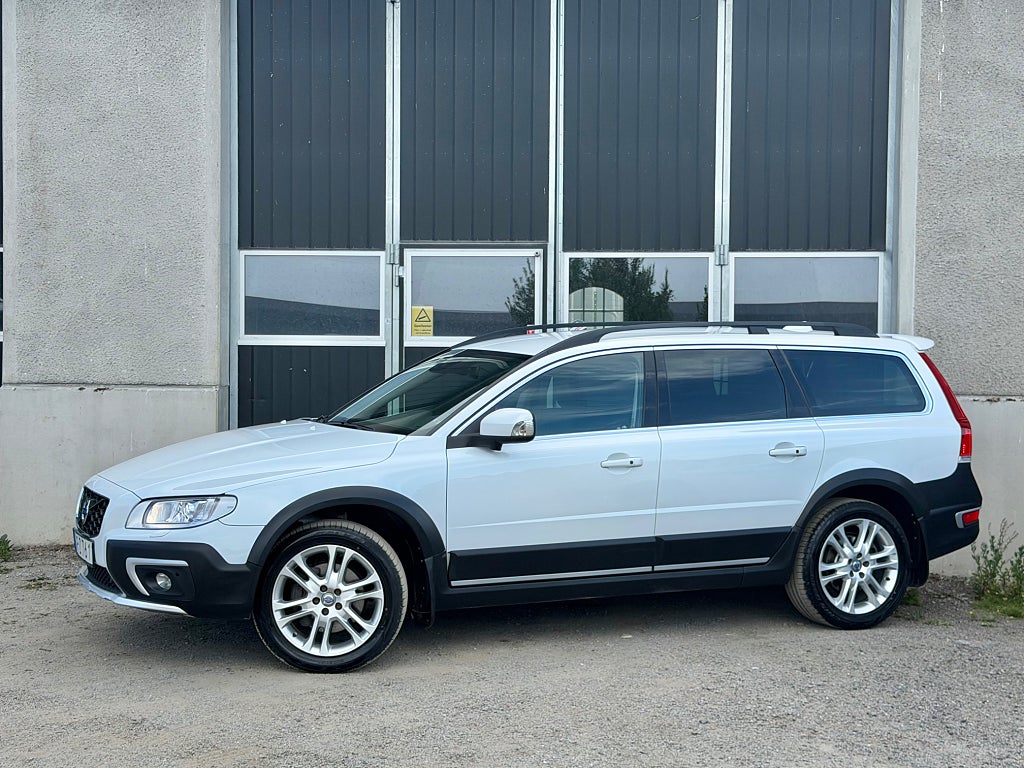Volvo XC70 D4 181HK AWD Classic Summum Värmare Voc skinn Drag