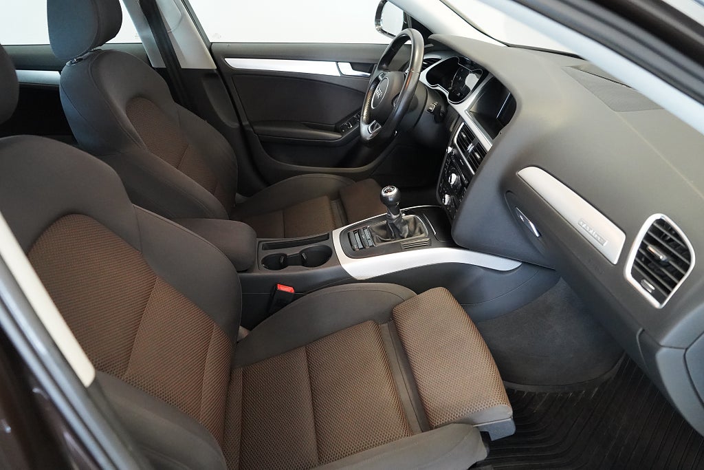 Audi A4 2015 - miniatyr 4