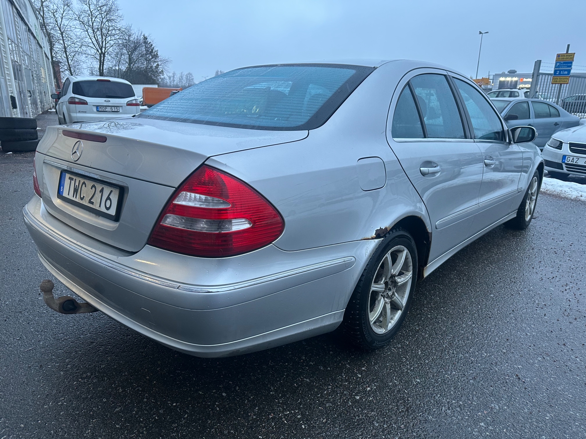 Mercedes-Benz E 2003, bild 2/27