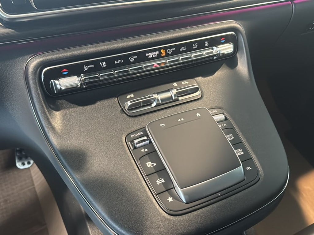 Mercedes-Benz V 2026 - miniatyr 10