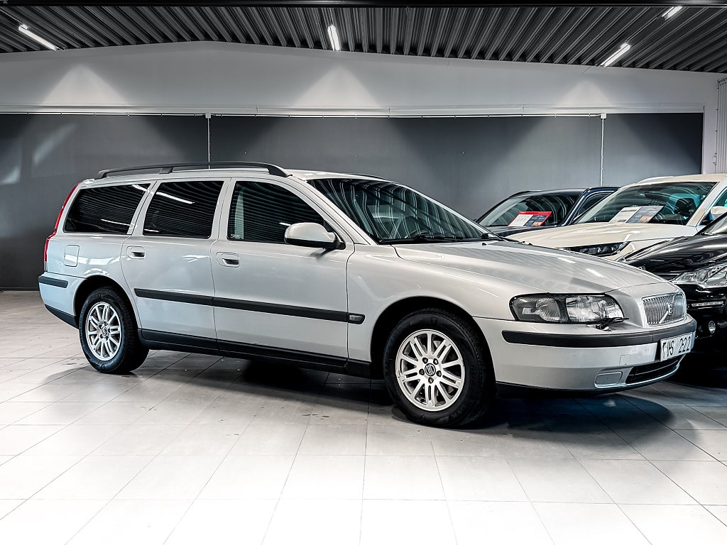 Volvo V70 2.4 Euro 4 Välskött Full servad 