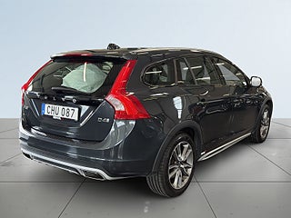 Volvo V60 Cross Country D4 Classic Pro S&V-hjul Värmare Skinn Navi Kamrem bytt – bild 6