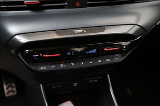 Halvkombi Hyundai i20 21 av 25