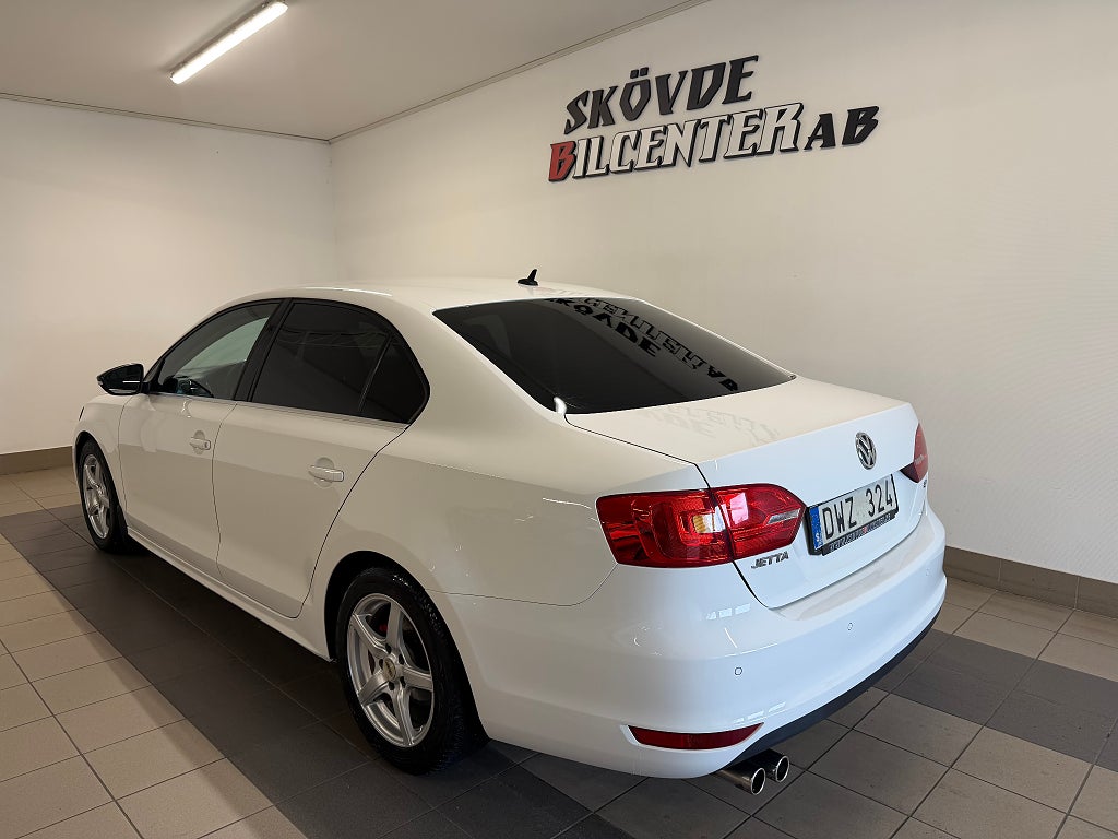 Volkswagen Jetta 2012 - miniatyr 3