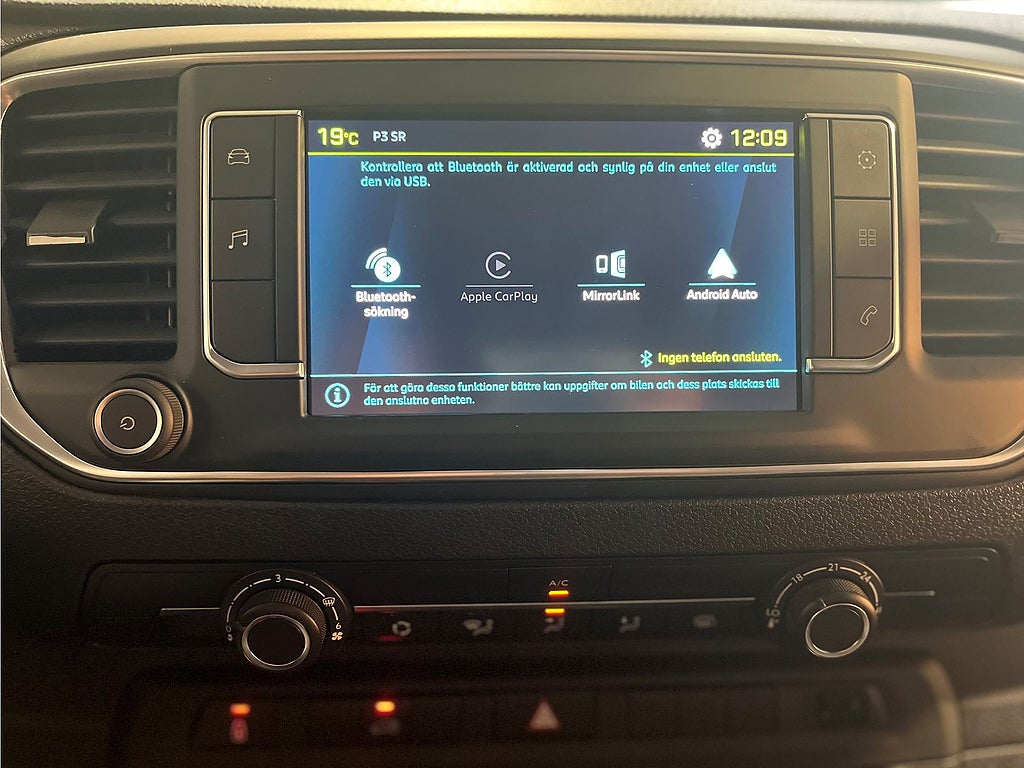 Bild på Peugeot e-Expert PRO 75kWh 136hk Aut L2 - B-KAMERA, FARTHÅLLARE