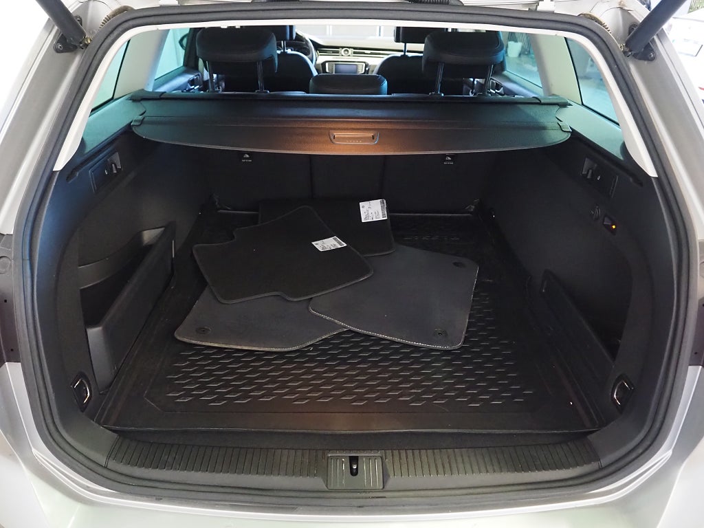 Volkswagen Passat SC GTE Plug-in 1.4 TSI 218hk Executive Kamera Dragkrok