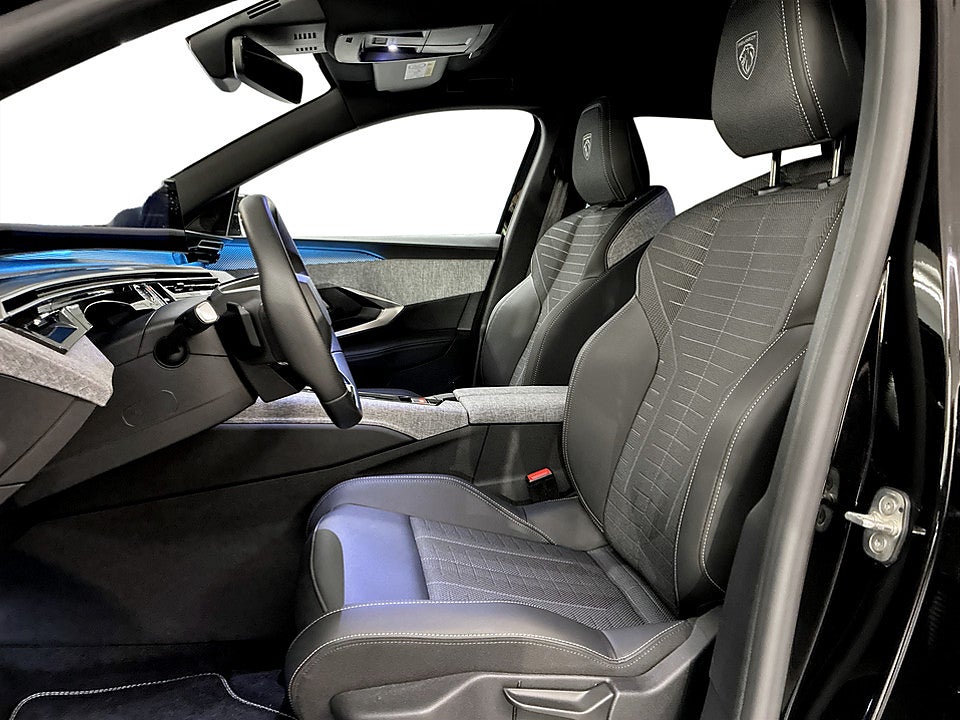 Bild på Peugeot 5008 GT Hybrid 145hk Aut 7-SITS B-KAMERA CARPLAY