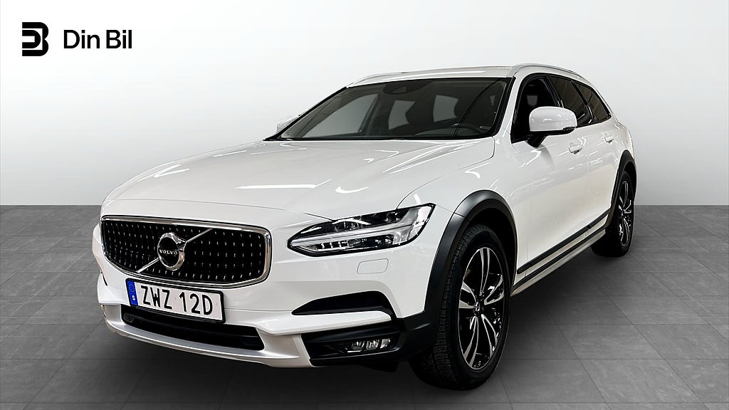 Volvo V90 Cross Country D4 AWD 190hk/Momentum/Dragkrok/S+V-Hjul