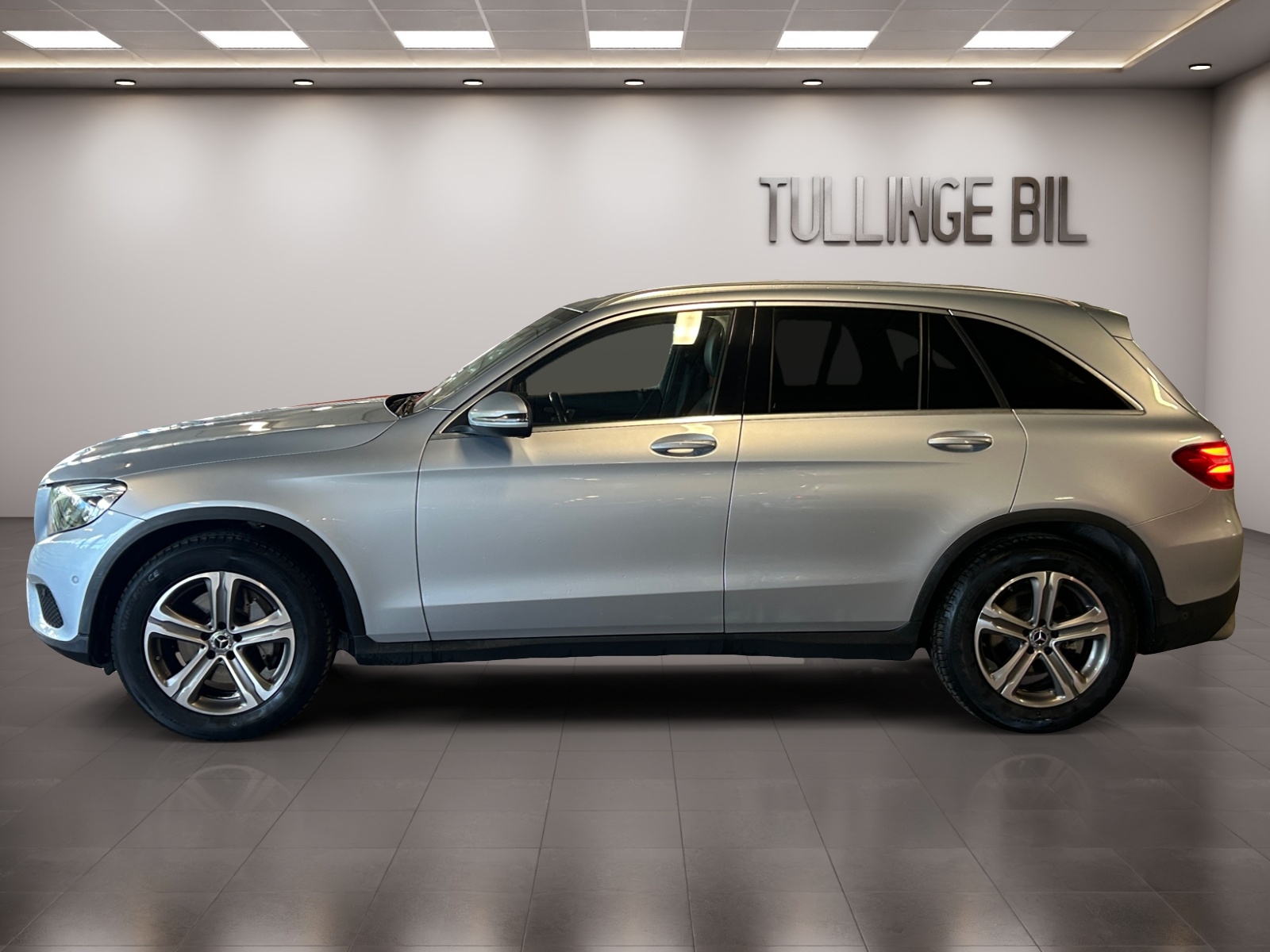 Mercedes-Benz GLC 2018, bild 2/46