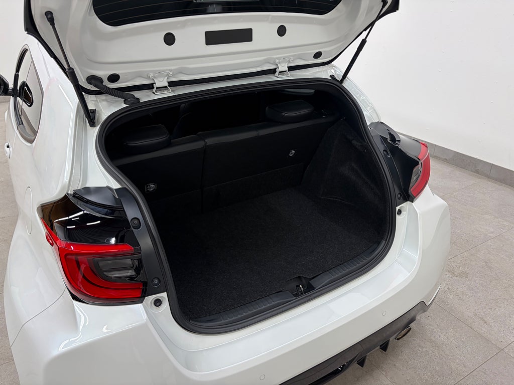 Toyota GR Yaris 2020 - miniatyr 4