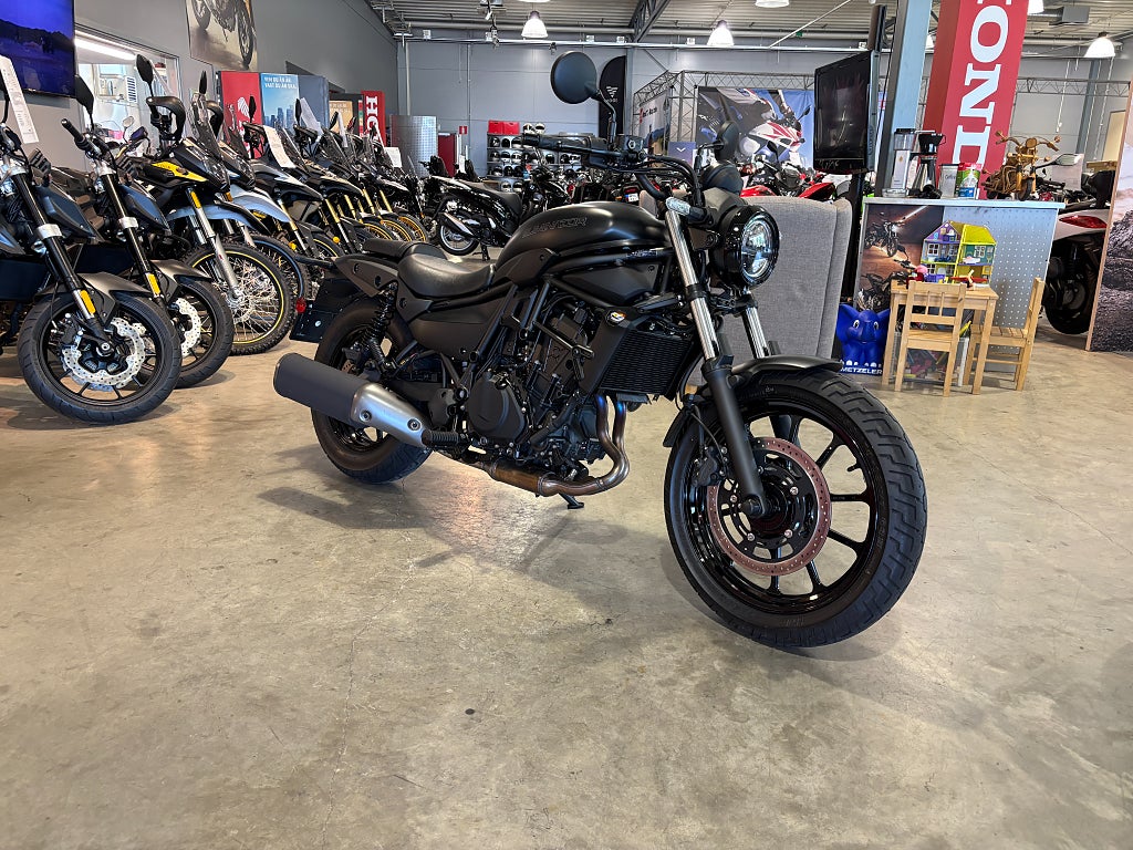 Kawasaki Eliminator 500 #Endast 250 mil# 