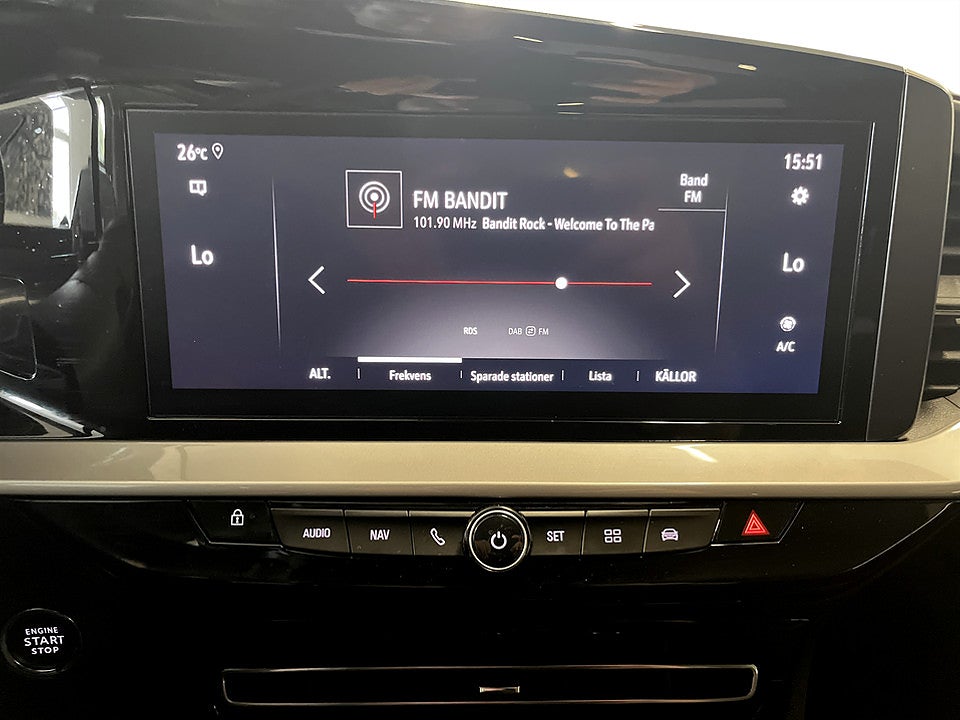 Bild på Opel Mokka Ultimate 1.2 Turbo 130hk Aut B-KAMERA CARPLAY RATTVÄRME