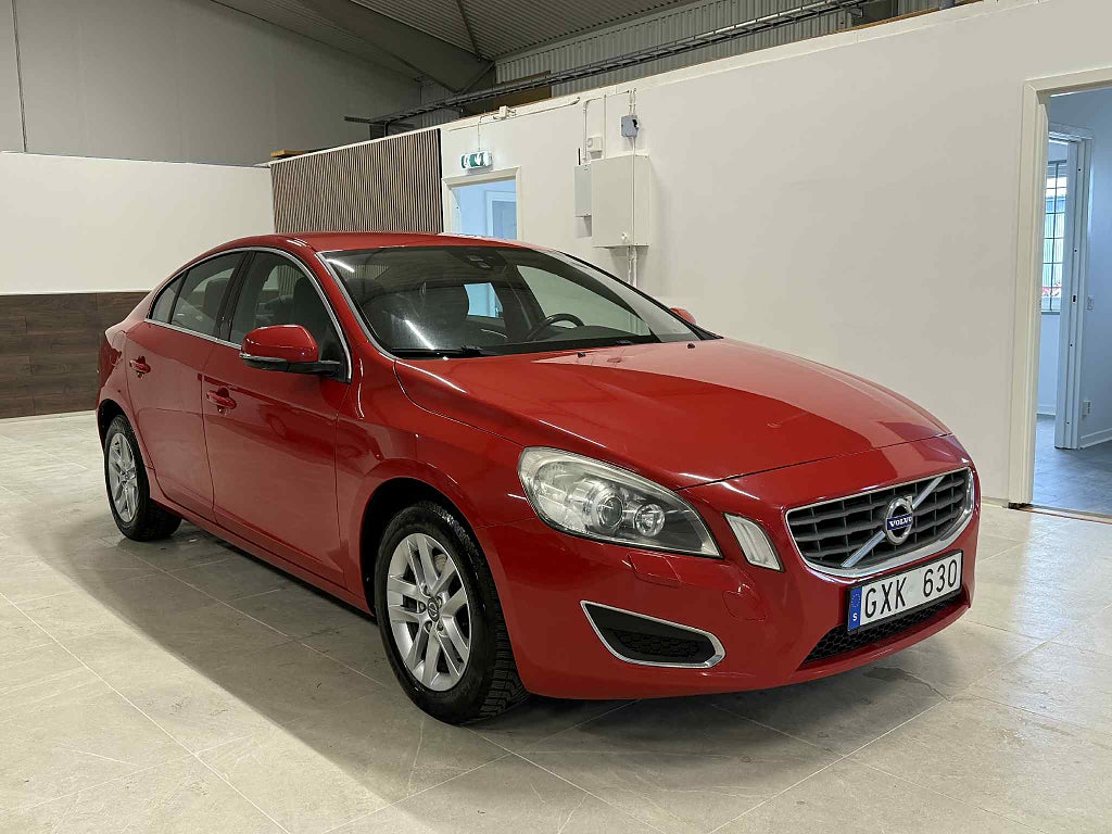 Volvo S60 2.0T Automat Drag Nyservad Skinn Summum Euro 5